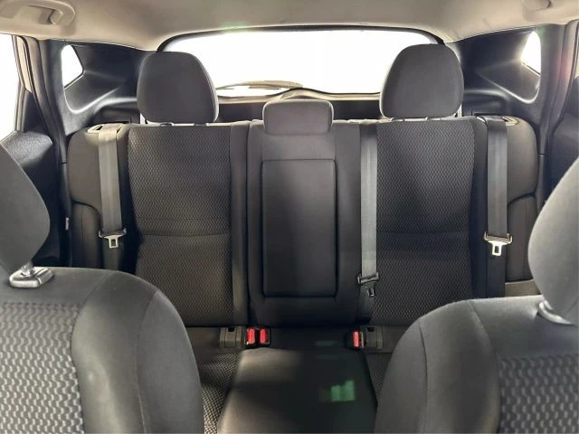 2021 Nissan Rogue - Image 18 of 21