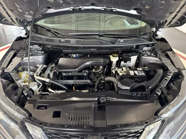 2021 Nissan Rogue - Image 11 of 21