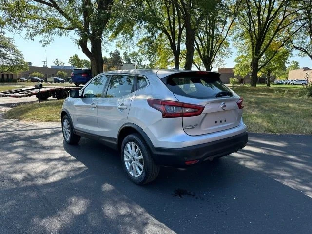 2021 Nissan Rogue - Image 7 of 12