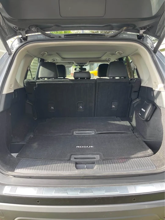 2021 Nissan Rogue - Image 9 of 9