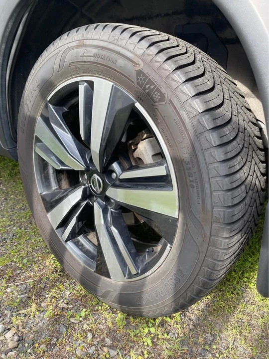 2021 Nissan Rogue - Image 5 of 9