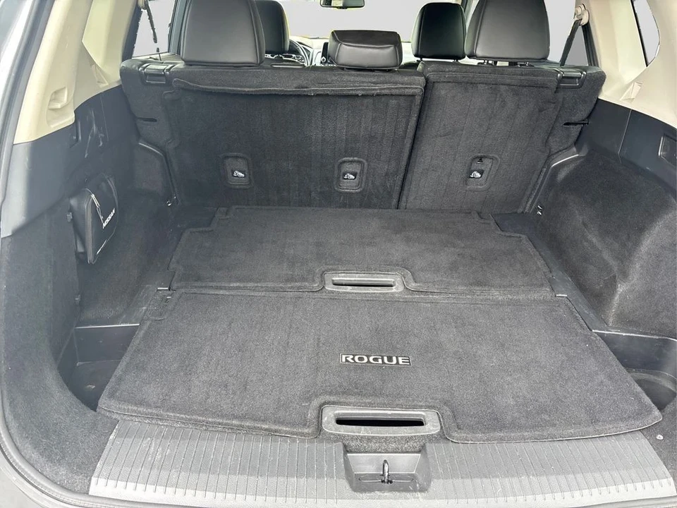 2021 Nissan Rogue - Image 11 of 12