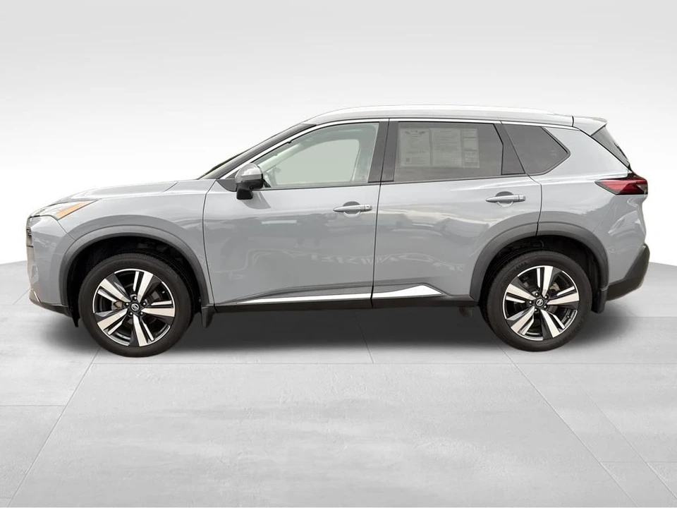 2021 Nissan Rogue - Image 2 of 12