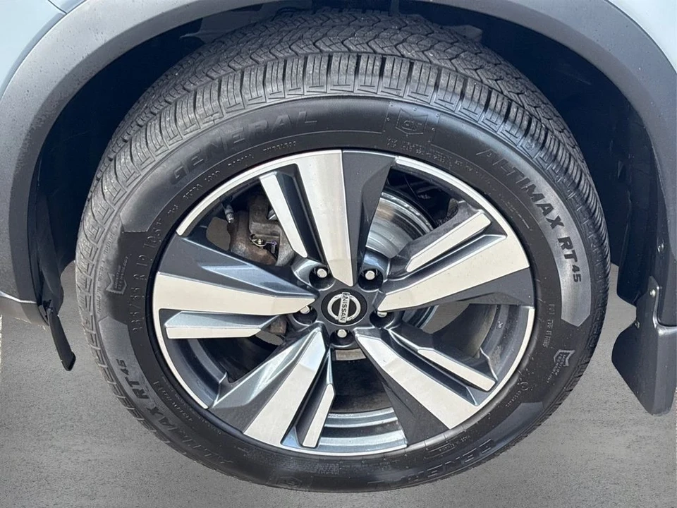 2021 Nissan Rogue - Image 12 of 12
