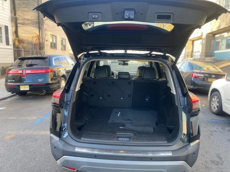 2021 Nissan Rogue - Image 5 of 12