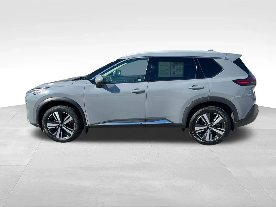 2021 Nissan Rogue - Image 3 of 12
