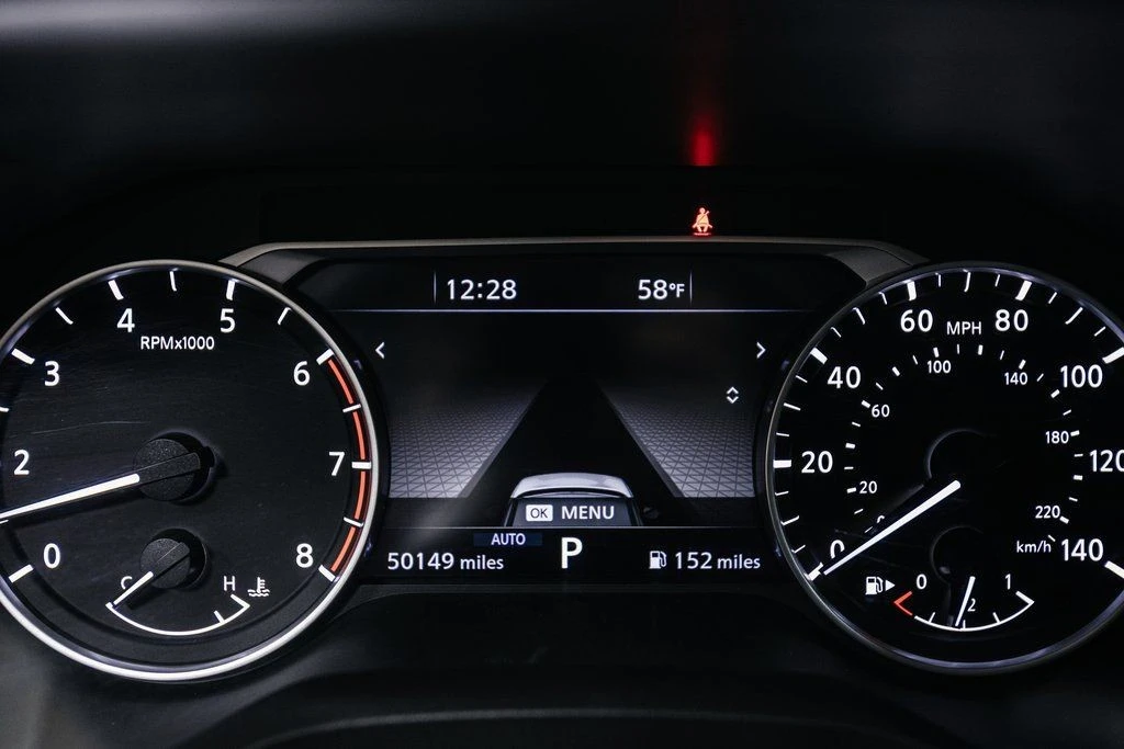2021 Nissan Rogue - Image 13 of 21