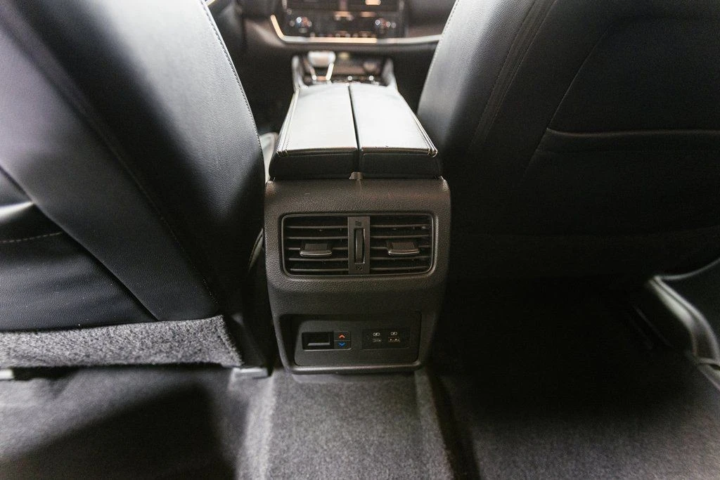 2021 Nissan Rogue - Image 20 of 21