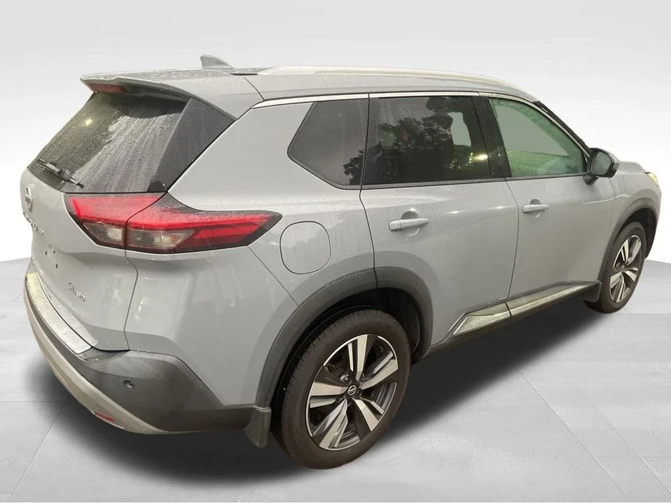 2021 Nissan Rogue - Image 8 of 12
