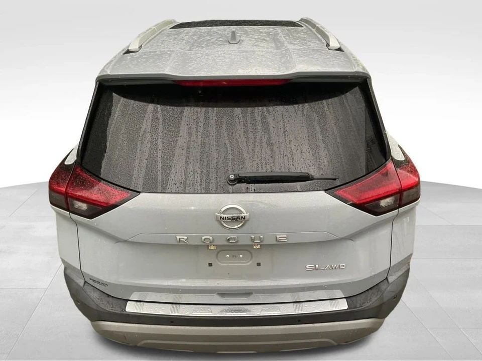 2021 Nissan Rogue - Image 5 of 12