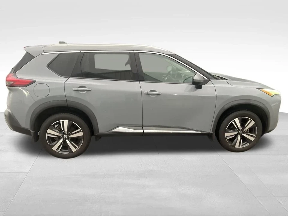 2021 Nissan Rogue - Image 9 of 12