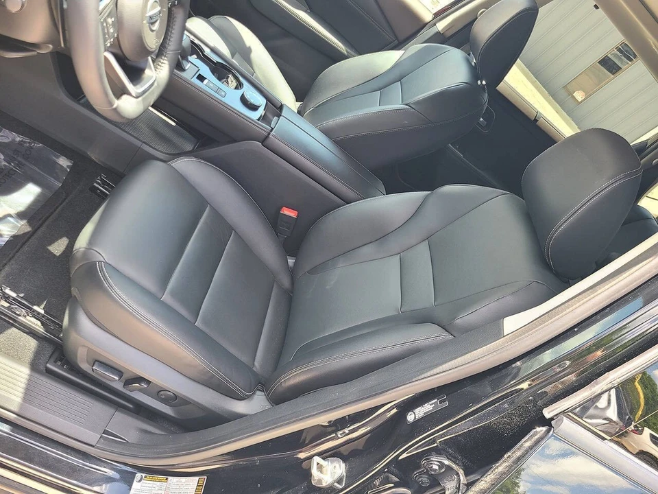 2021 Nissan Rogue - Image 12 of 21