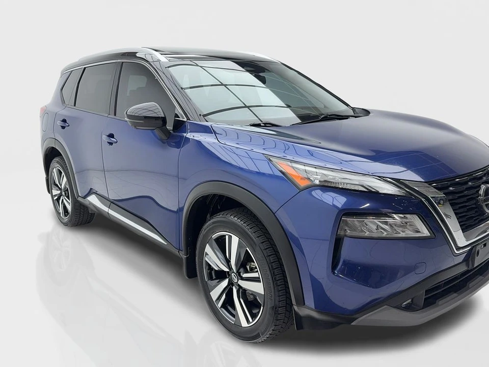 2021 Nissan Rogue - Image 2 of 21