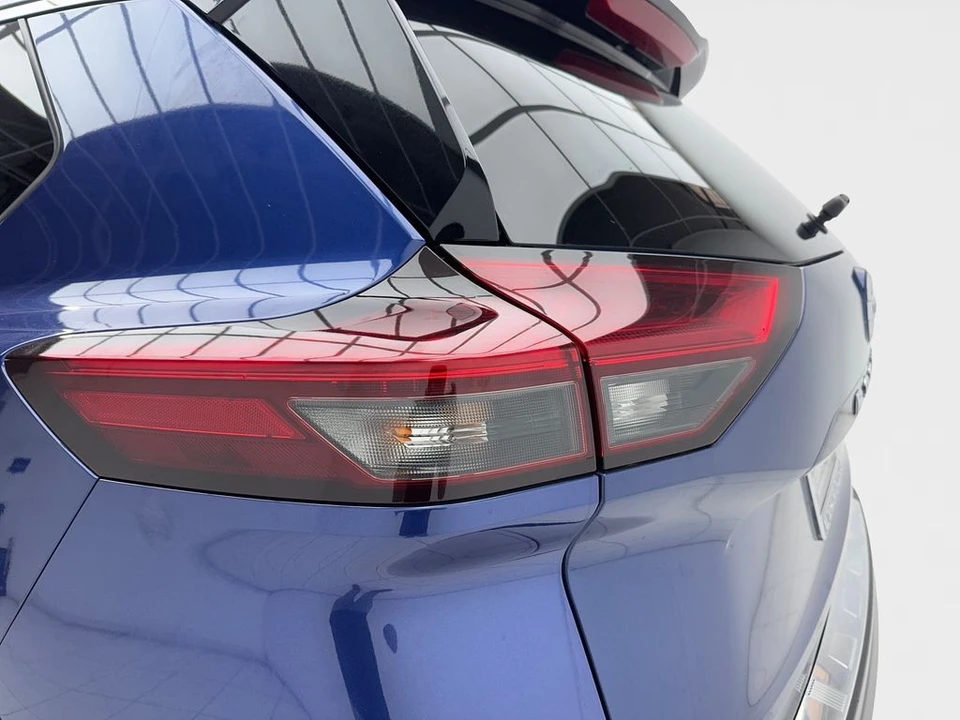 2021 Nissan Rogue - Image 9 of 21