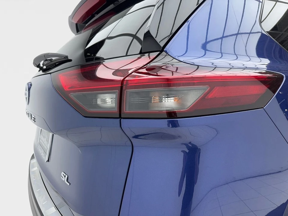 2021 Nissan Rogue - Image 7 of 21