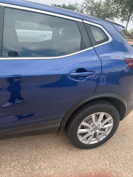 2021 Nissan Rogue - Image 14 of 15