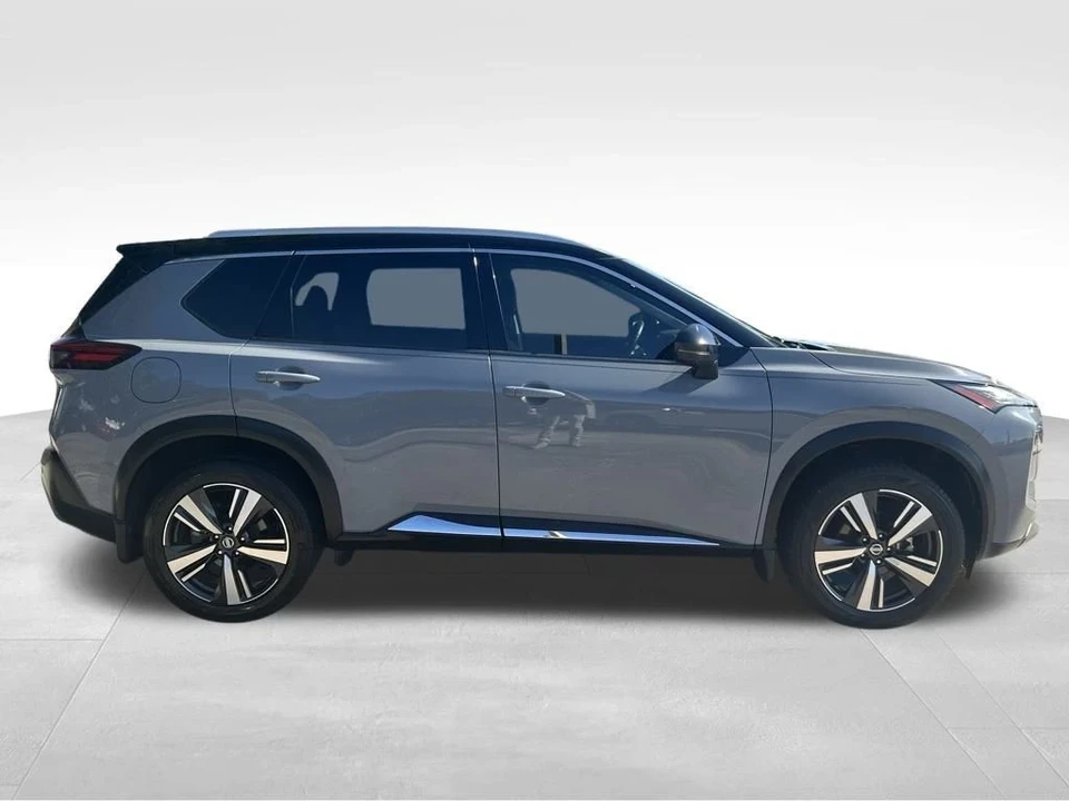 2021 Nissan Rogue - Image 3 of 12