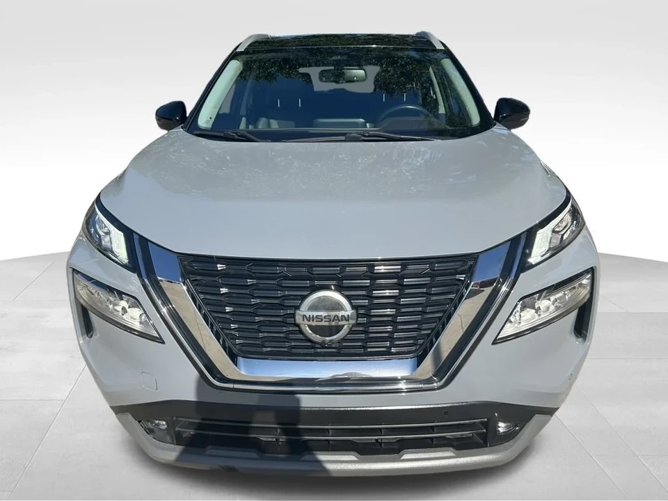2021 Nissan Rogue - Image 8 of 12