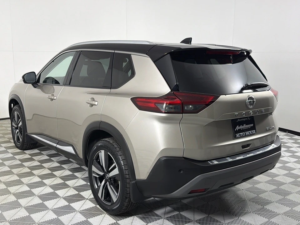2021 Nissan Rogue - Image 6 of 12