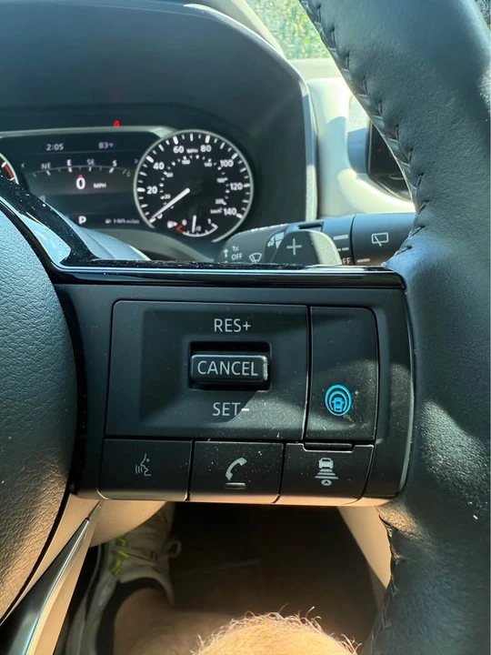 2021 Nissan Rogue - Image 6 of 11