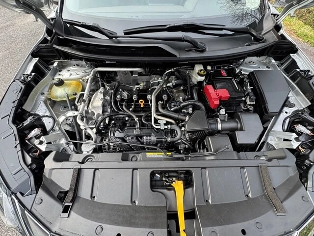 2021 Nissan Rogue - Image 9 of 21
