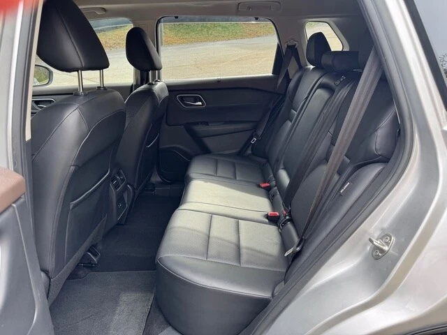 2021 Nissan Rogue - Image 13 of 21