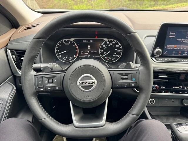 2021 Nissan Rogue - Image 19 of 21
