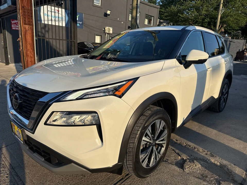 2021 Nissan Rogue - Image 4 of 21