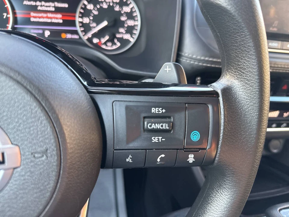 2021 Nissan Rogue - Image 19 of 21