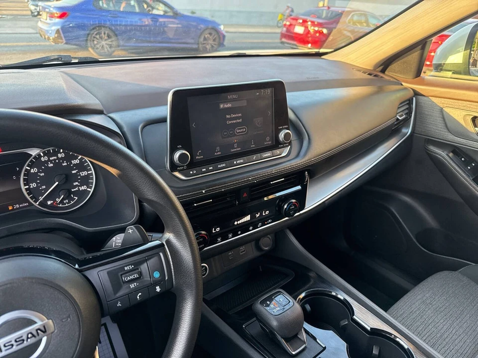 2021 Nissan Rogue - Image 21 of 21