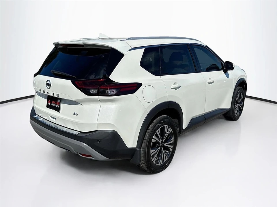 2021 Nissan Rogue - Image 7 of 21