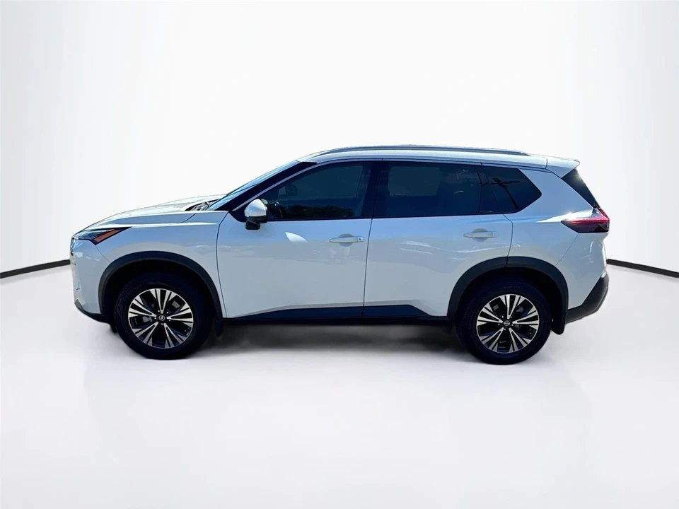 2021 Nissan Rogue - Image 4 of 21