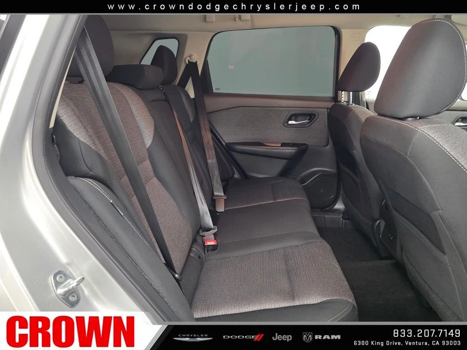 2021 Nissan Rogue - Image 14 of 21