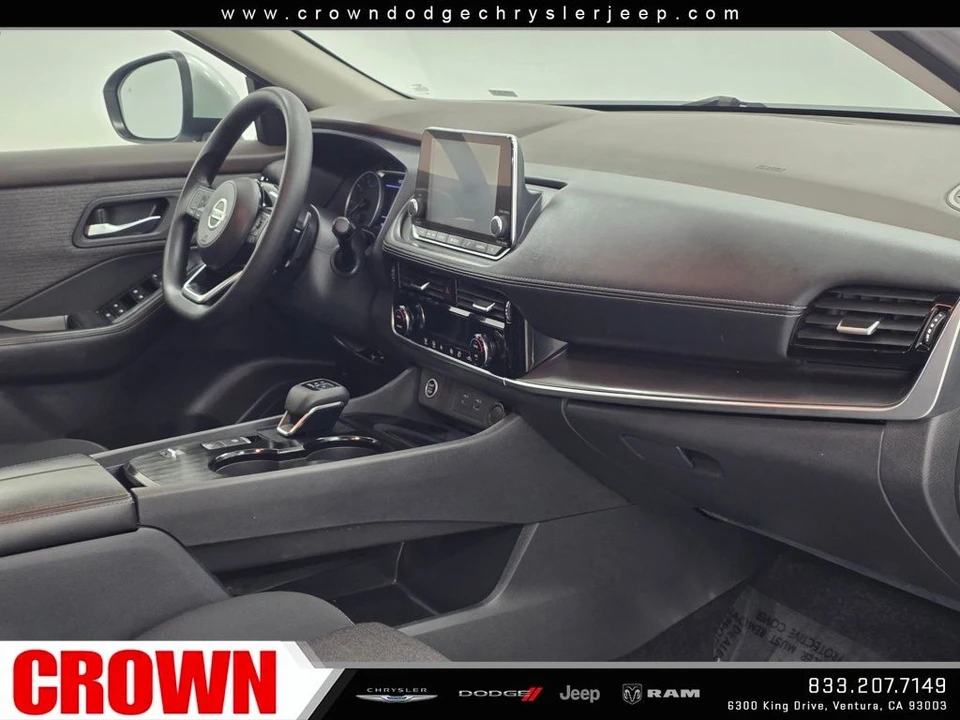 2021 Nissan Rogue - Image 13 of 21