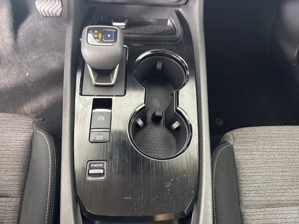 2021 Nissan Rogue - Image 20 of 21