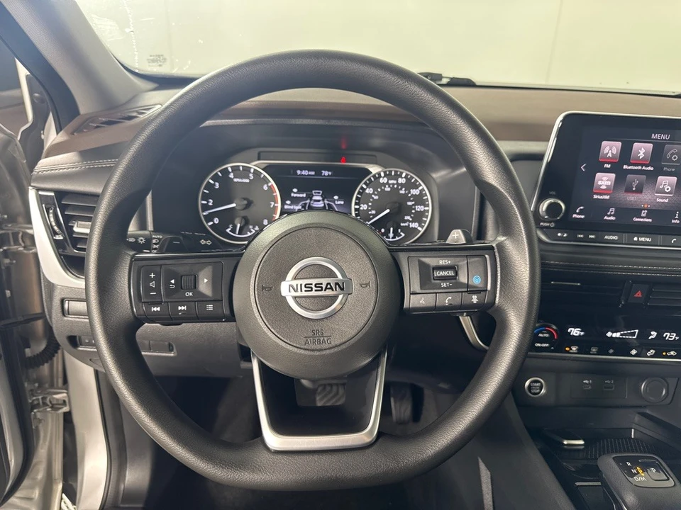2021 Nissan Rogue - Image 17 of 21