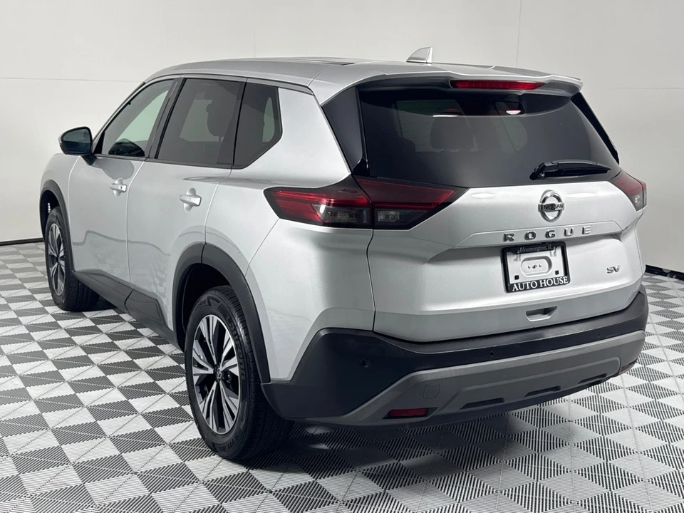 2021 Nissan Rogue - Image 7 of 12