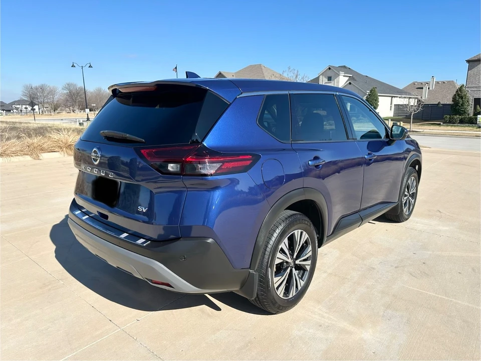 2021 Nissan Rogue - Image 7 of 20