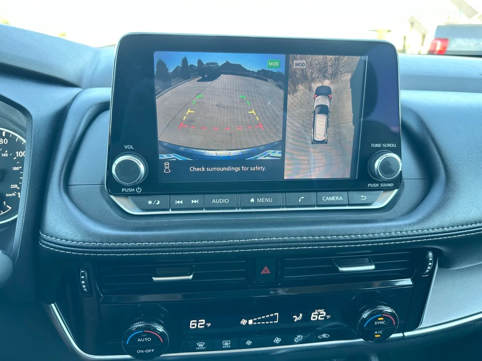 2021 Nissan Rogue - Image 16 of 20