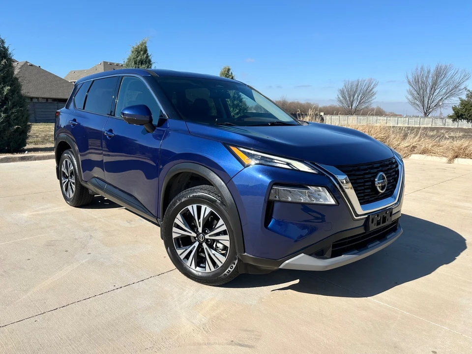 2021 Nissan Rogue - Image 3 of 20