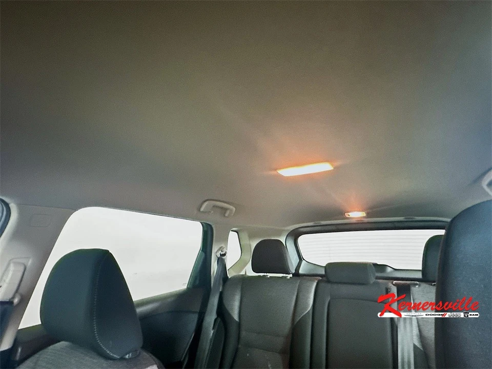 2021 Nissan Rogue - Image 20 of 21