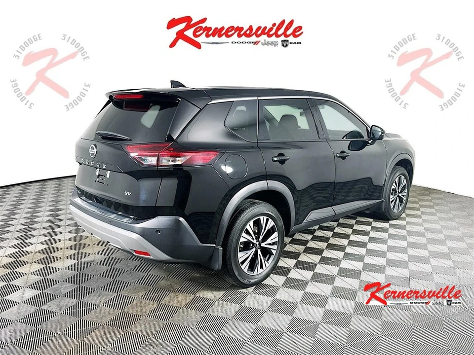 2021 Nissan Rogue - Image 7 of 21