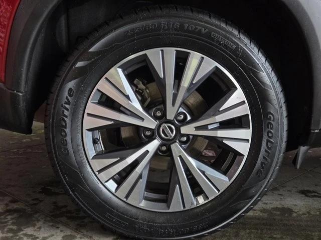 2021 Nissan Rogue - Image 5 of 12