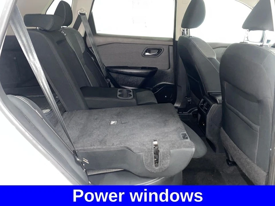 2021 Nissan Rogue - Image 11 of 12