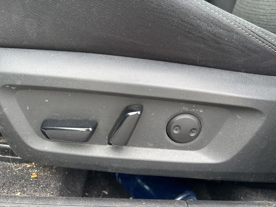 2021 Nissan Rogue - Image 14 of 21