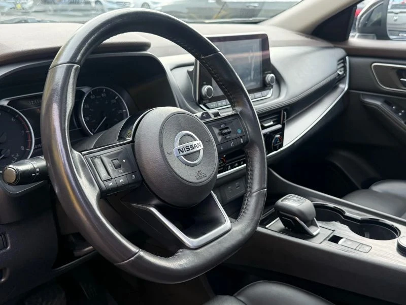 2021 Nissan Rogue - Image 9 of 12