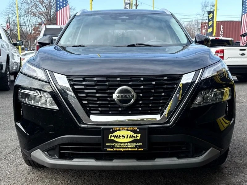2021 Nissan Rogue - Image 2 of 12