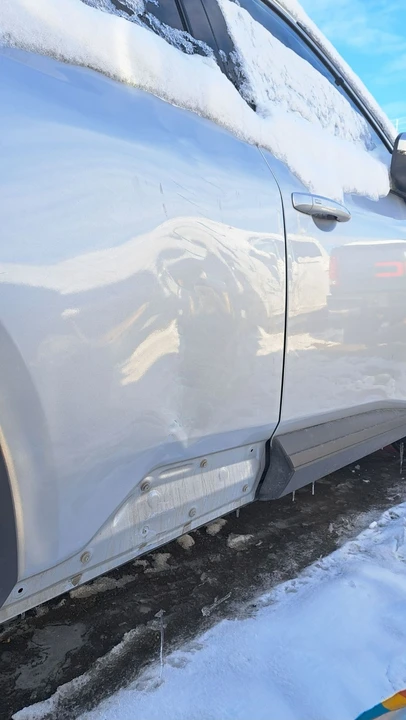 2021 Nissan Rogue - Image 3 of 11