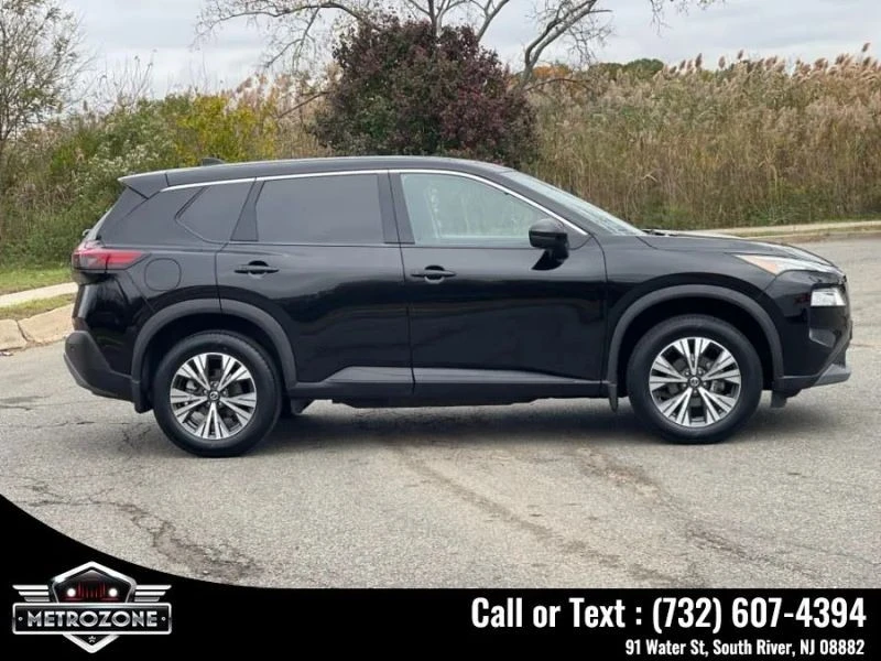 2021 Nissan Rogue - Image 9 of 12