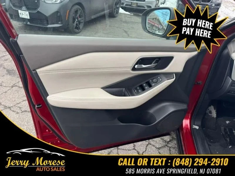 2021 Nissan Rogue - Image 8 of 12